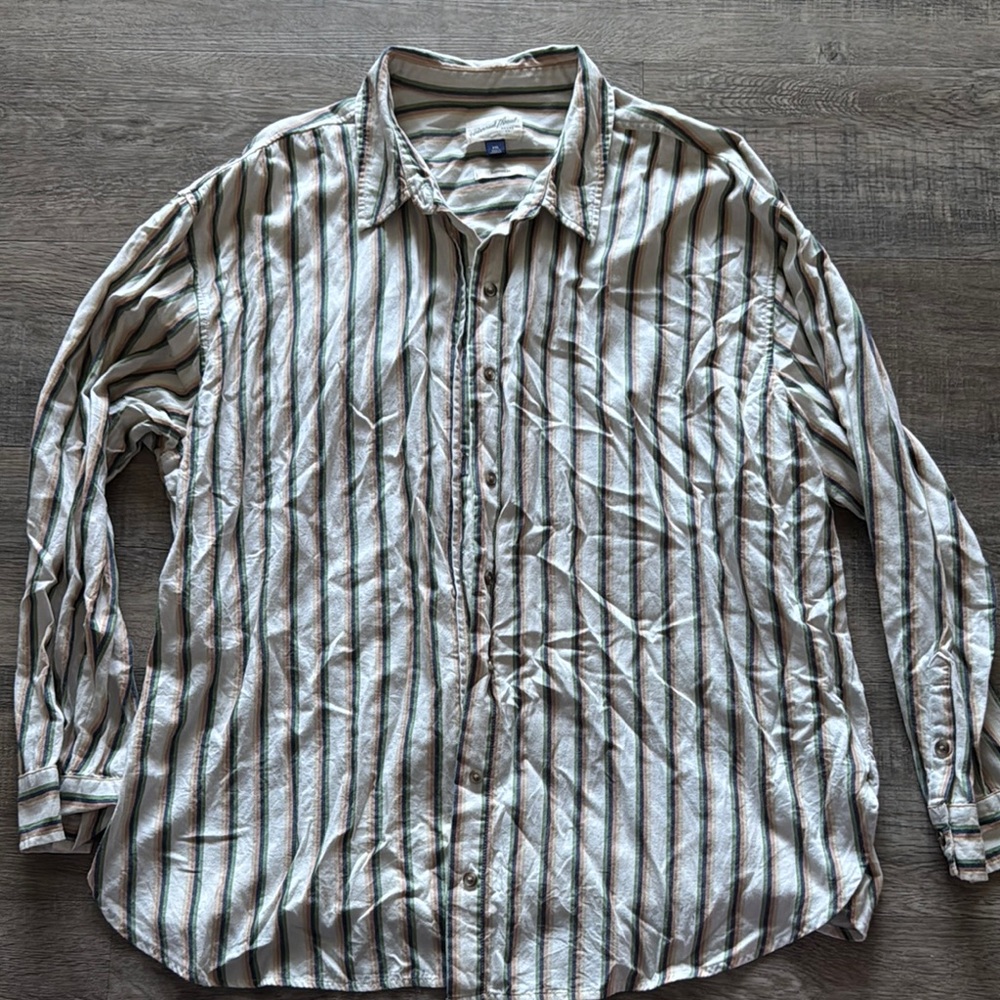 Universal Thread Cream Button Down Shirt